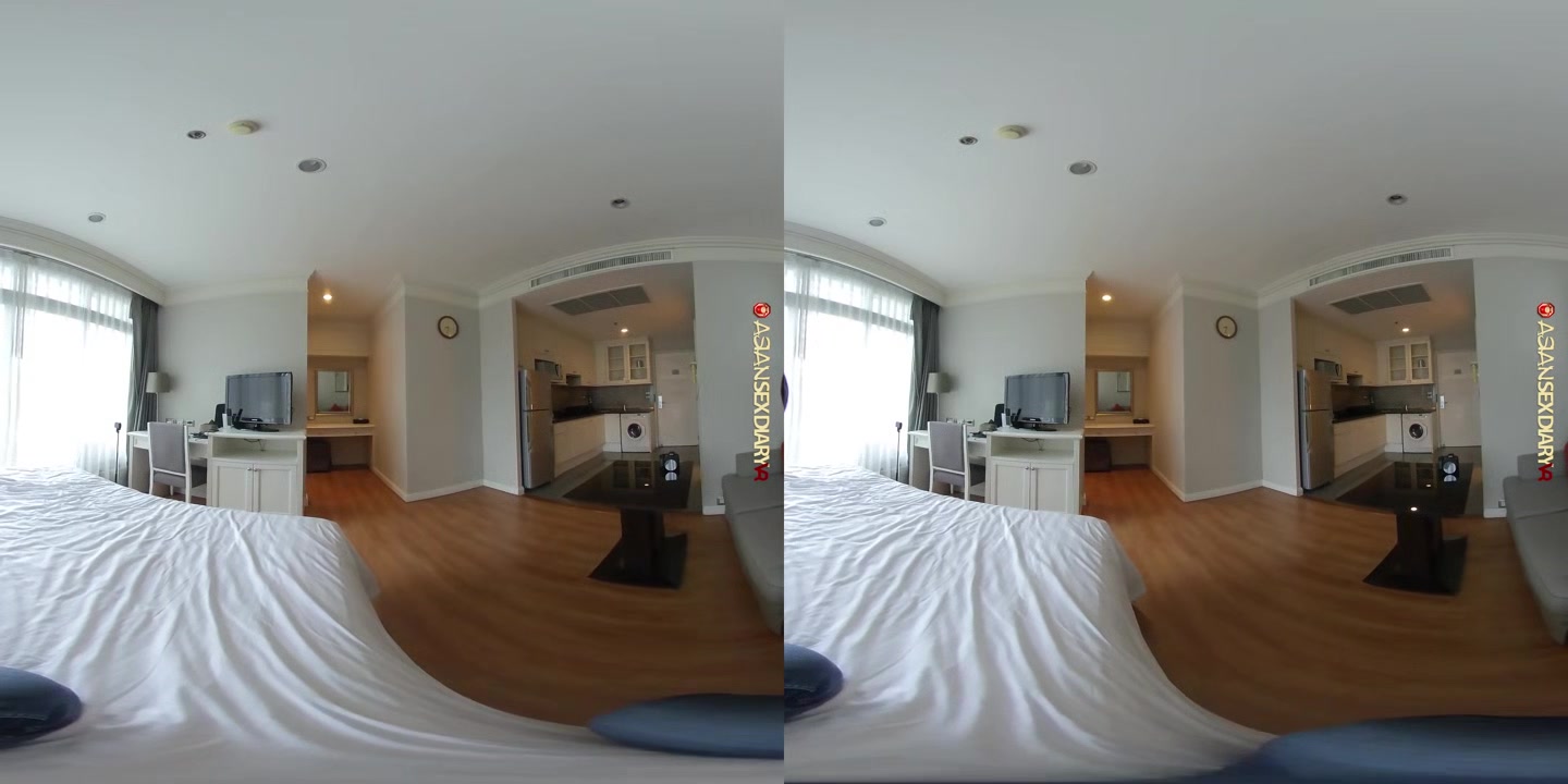 Thai Barslut Pees While Getting Fucked - AsiansexdiaryVR
