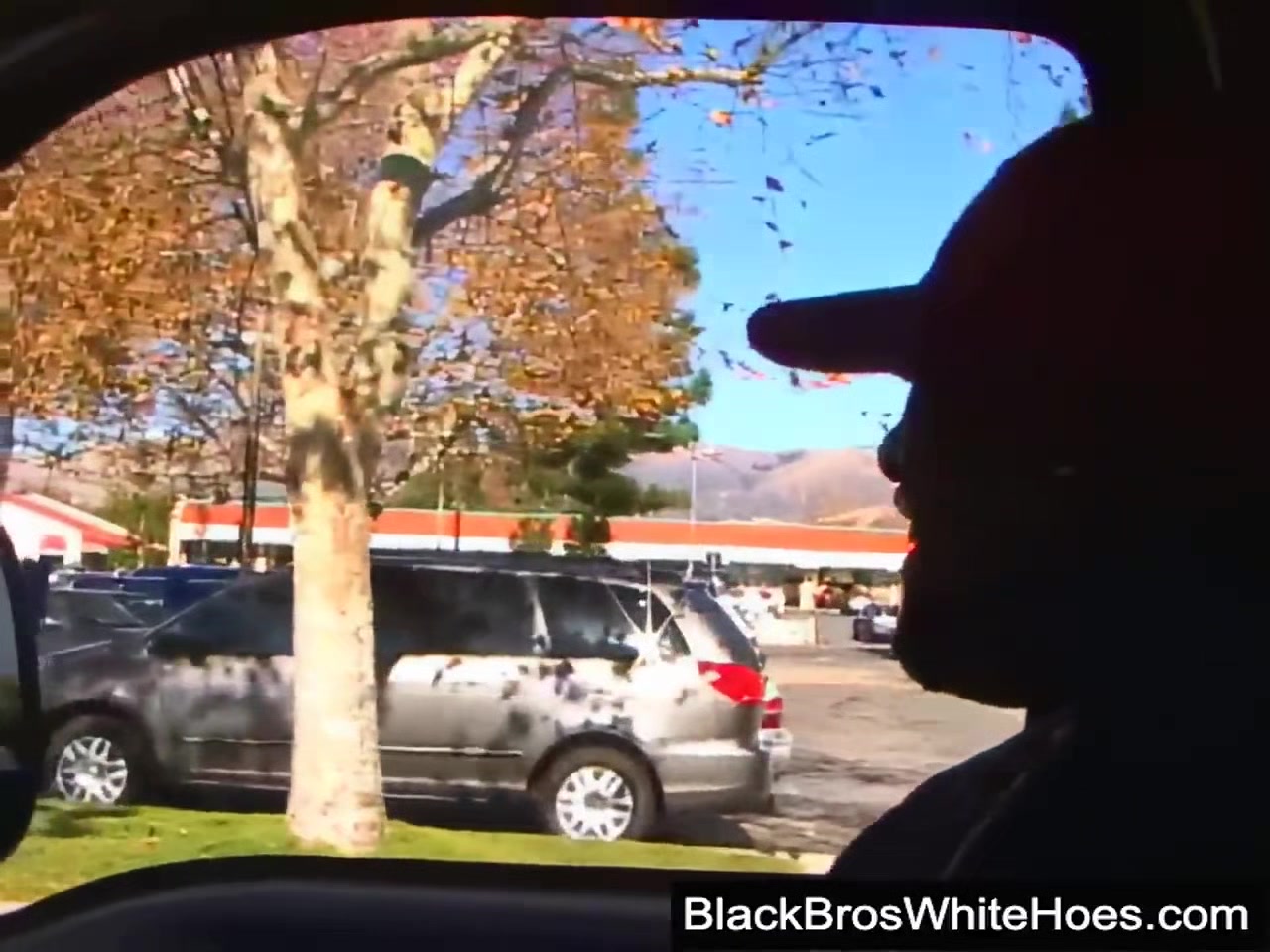 Interracial pussy fucking ends in dirty cumshot for blonde