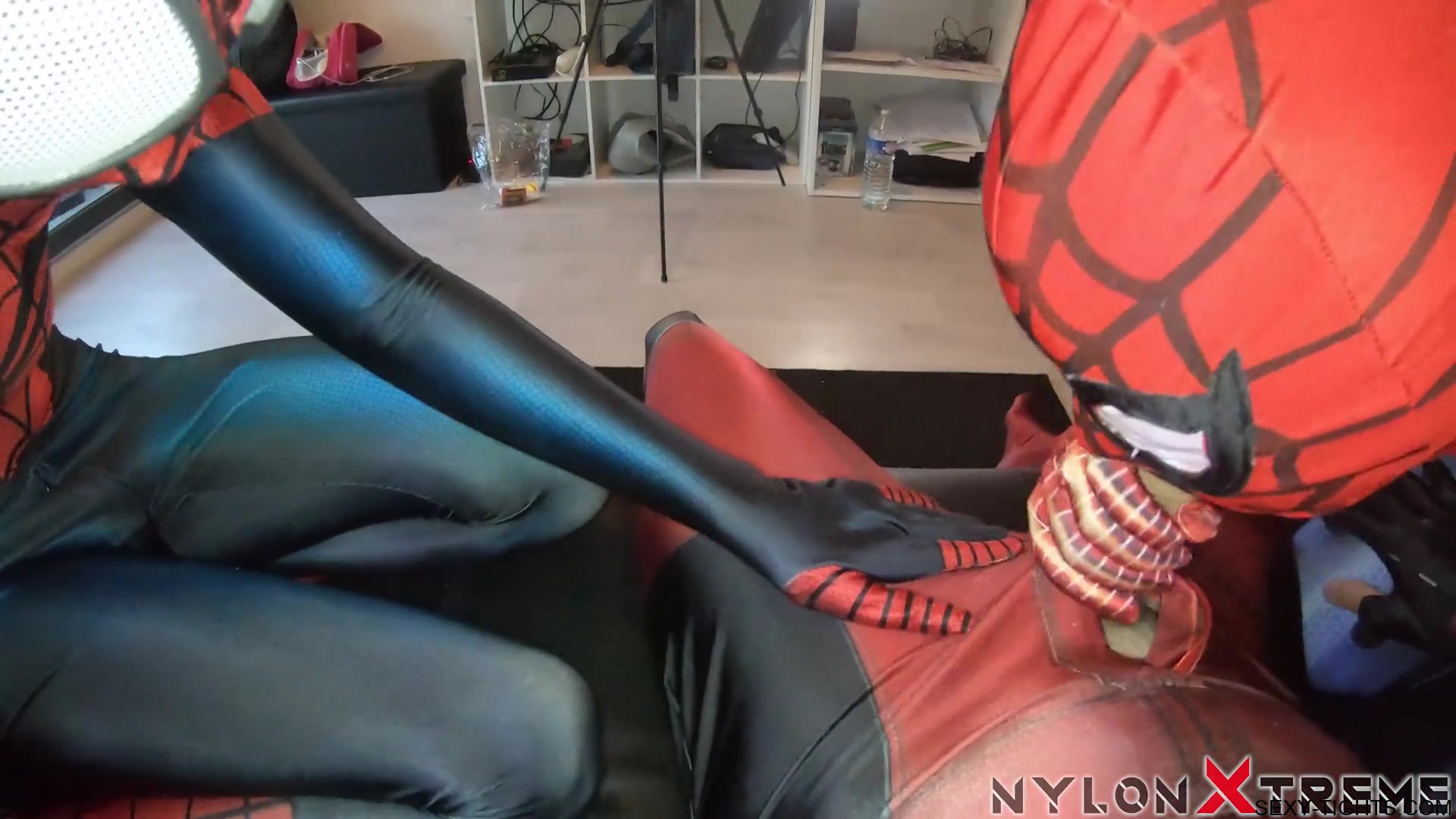 170 Pov Cam Threesome Natacha And Rose Zentai Spider - Sex Movies Featuring Sexy Tights