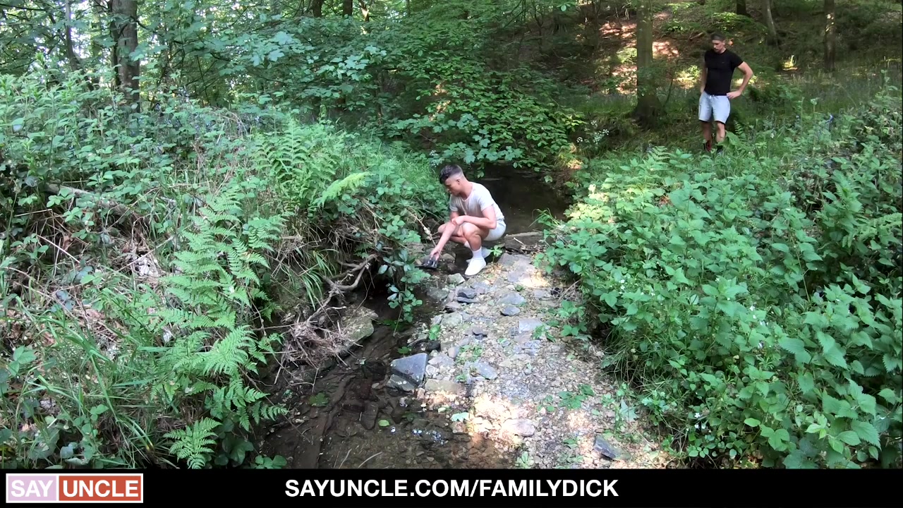 Shower For Two - FamilyDick