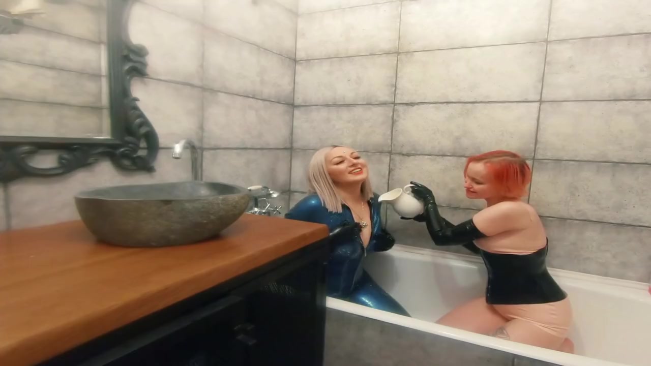 Bath Relax In Latex Rubber With Milk Romantic Funny Fetish Video