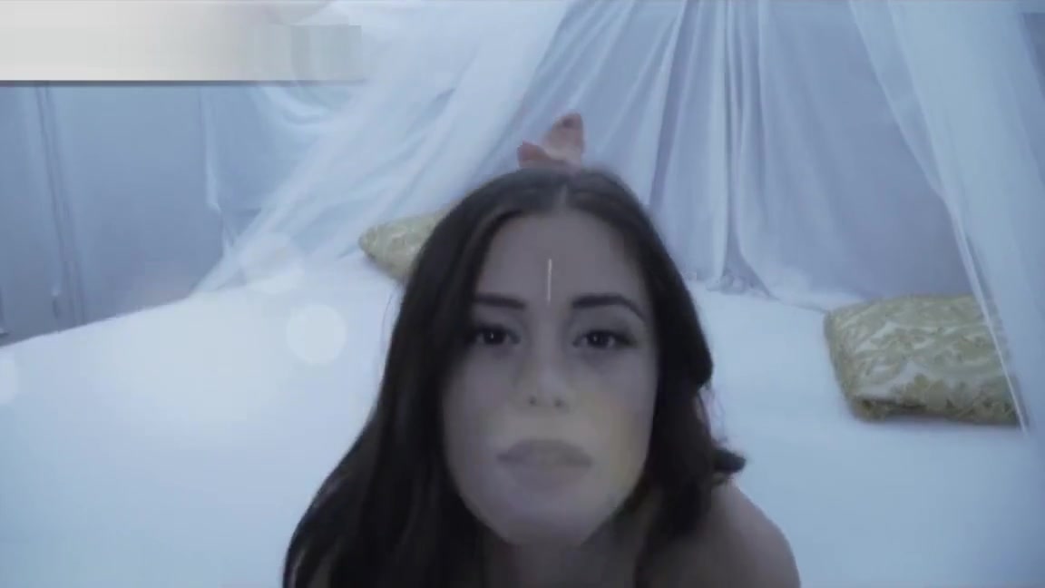 1001 Dreams And Her Amazing Pussy With Little Caprice