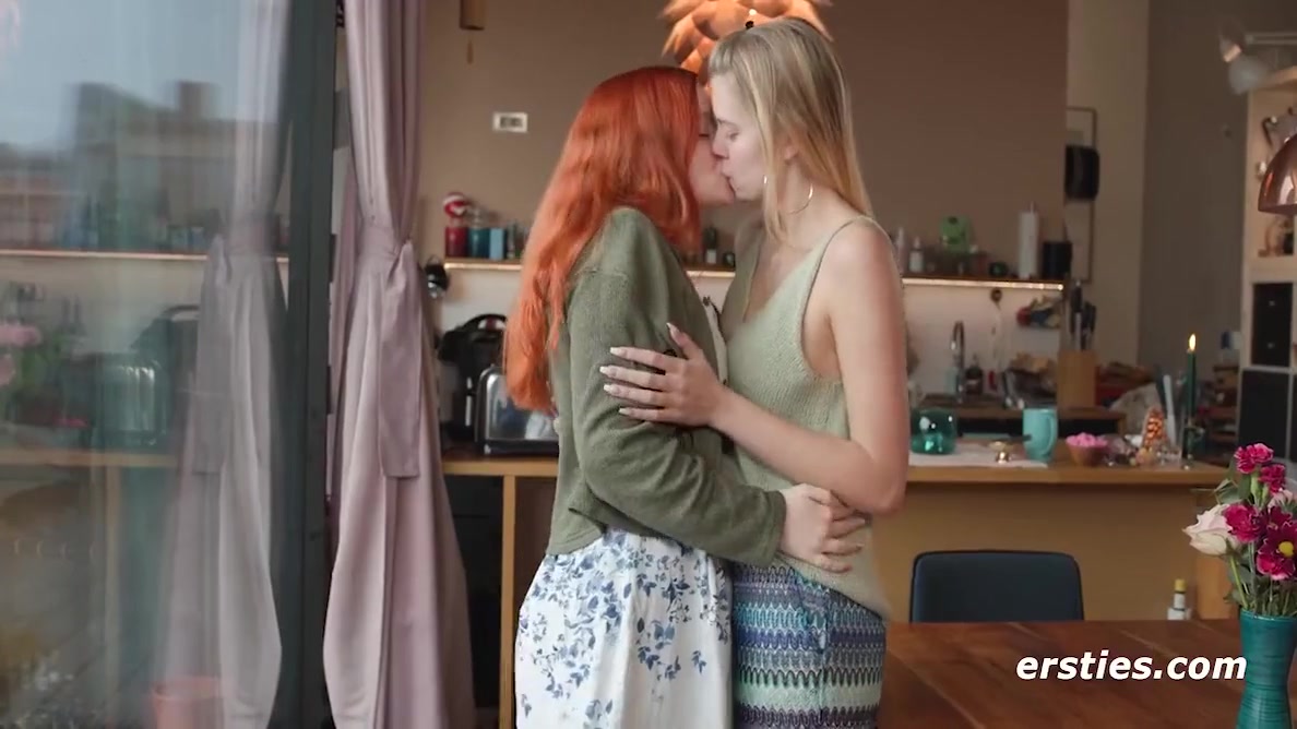 Getting To Know Each Other Naturally Jolien & Iva Discover Each Other With Pleasure With Curvy Girl