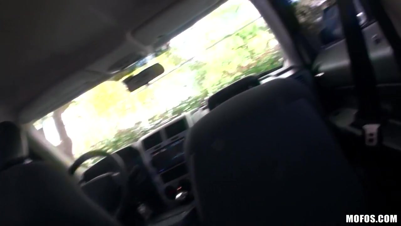 Riley Reynolds - Caught on Tape Engulfing Schlong