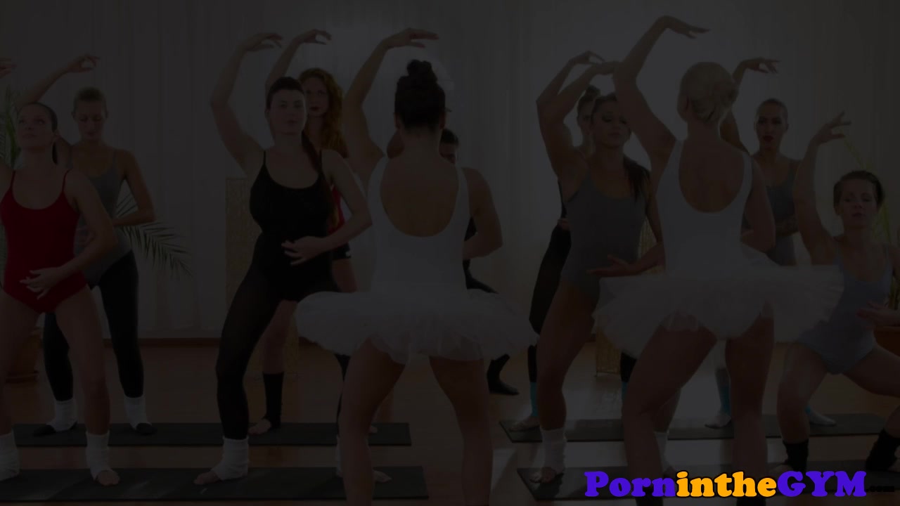 Pussylicked ballet hotties dicksucking in trio