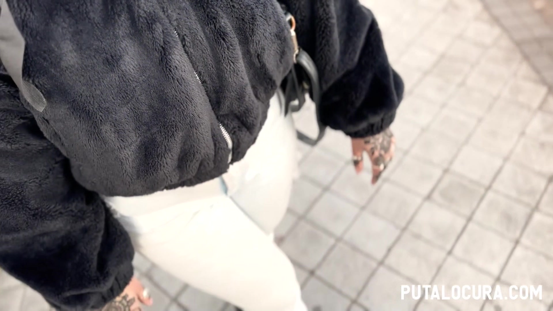 Putalocura - Arab Girl Caught On The Street Having Sensual Sex With Torbe
