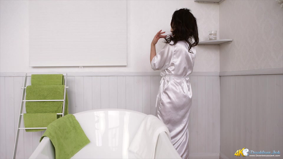 Faye in Wash Your Cock - DownblouseJerk