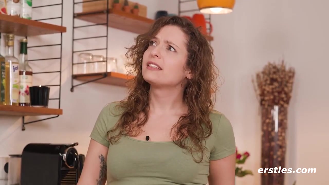Fabienne Spritzt Den Spiegel Nach Fisting Und Doppel-penetration Voll