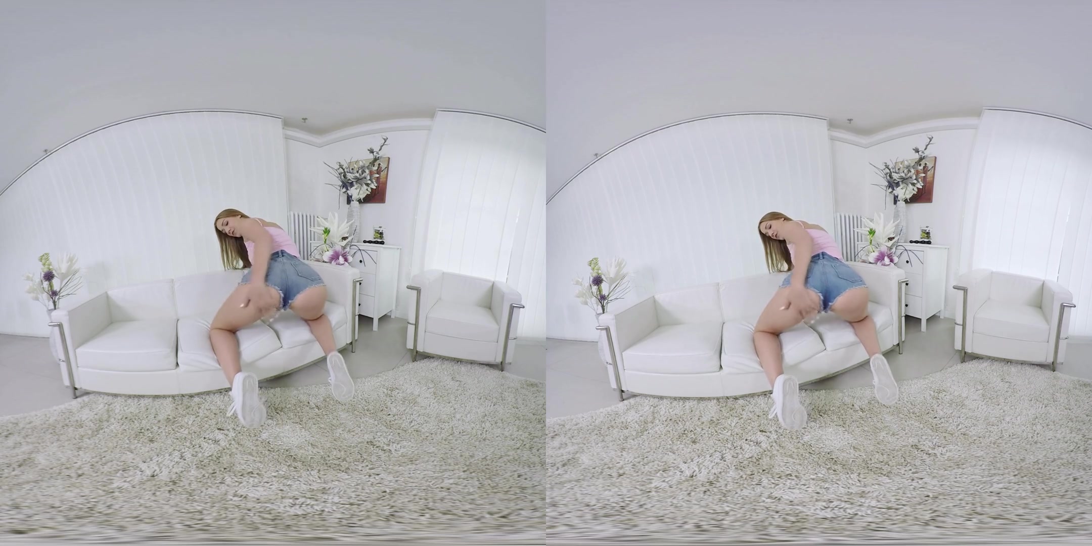 Alexis Crystal in Natural Beauty - RealJamVR
