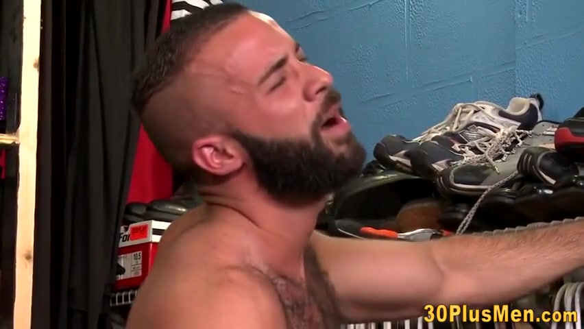 Hairy Hunk Gets Ass Rimmed