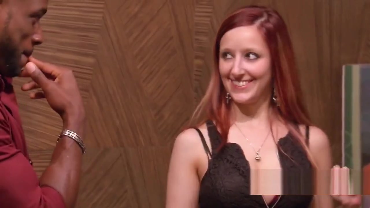 Ginger couple foreplays with other horny swingers upon their arrival