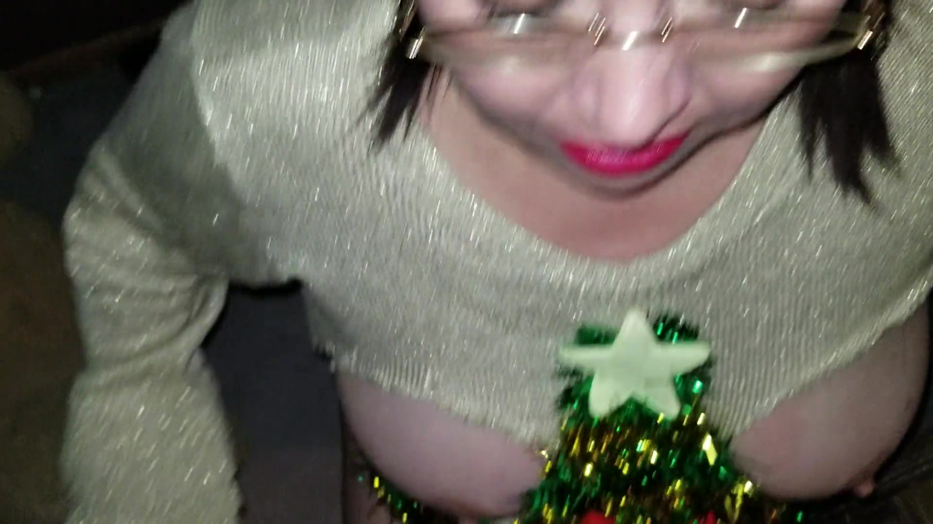 Sexy Bbw Deepthroat Christmas Cumshot - Sexynebbw