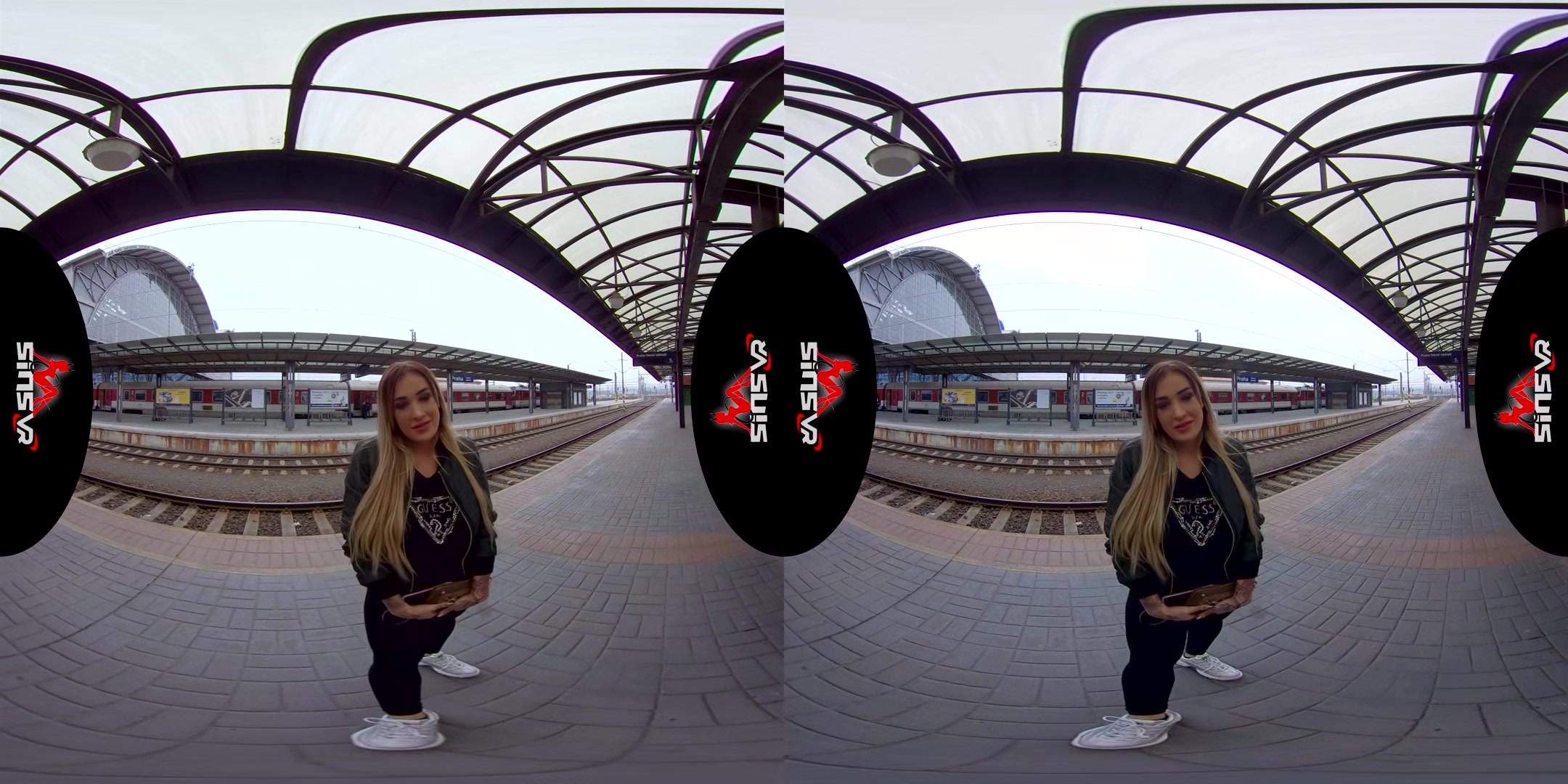 Daisy Lee - Public; Big Tit Blonde Babe Solo - Sexlikereal
