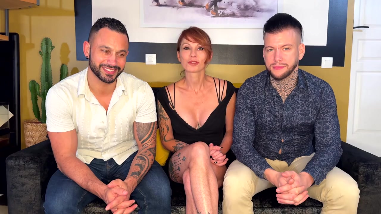 Three atomic bombs share a guy! - Jacquie et Michel TV