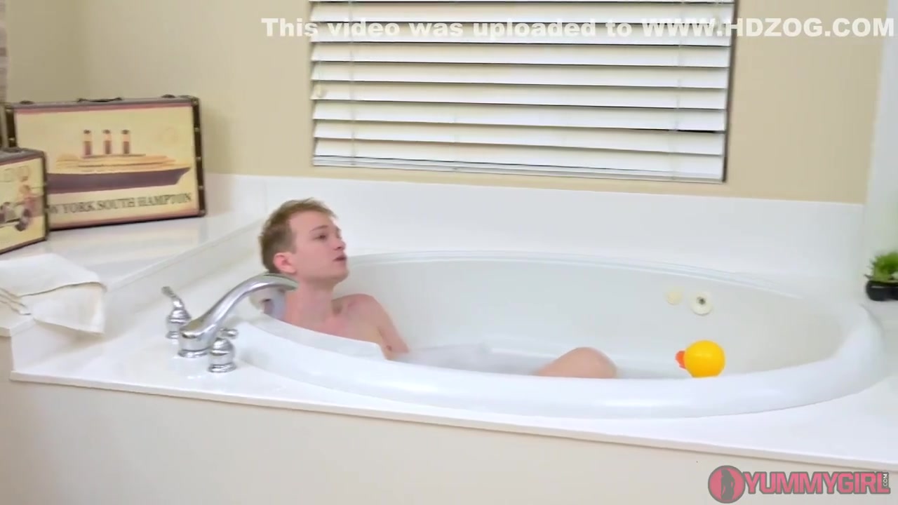Sofie Marie In Tubby Time Anal Milf