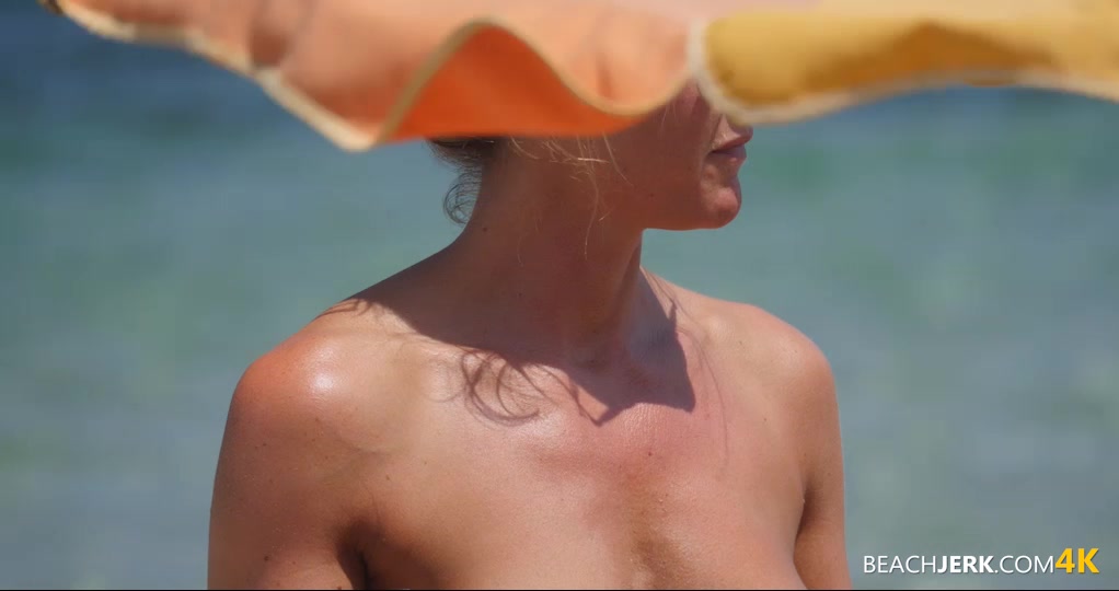 Milf Meeting - BeachJerk