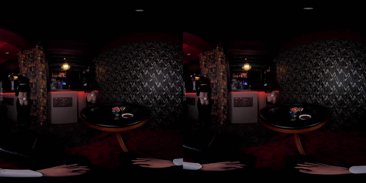 Nozomi Ishihara in Bunny Club VR: Deep Kissing and Whole Body Licking! - SodCreate