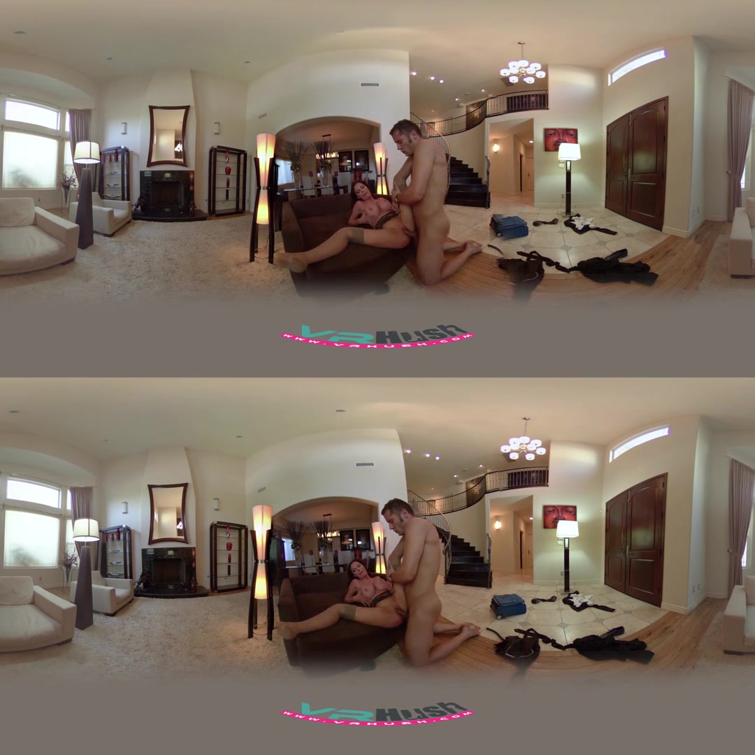 Nikki Benz & Danny Mountain - VRHush