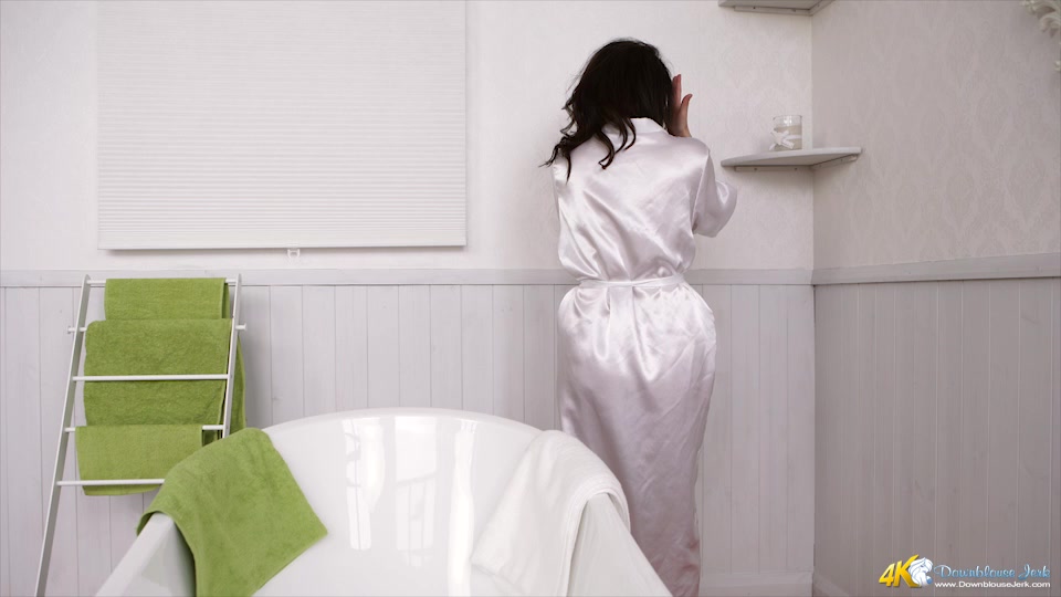 Faye in Wash Your Cock - DownblouseJerk