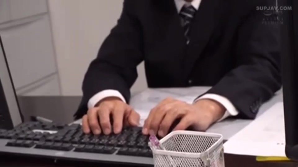 05652 Sexual harassment secretary