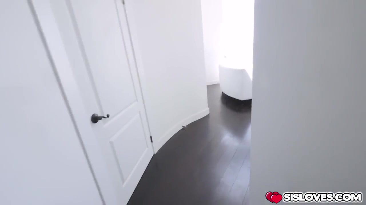 Olivia Loves Licking Stepsis Edens Wet Pussy