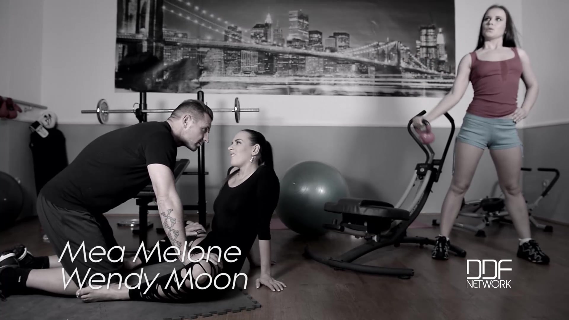 Mouth Wash Mondays - Threesome With Golden Shower At The Gym - PornWorld