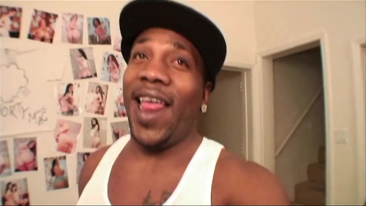 College teen 18+ wants to have fun with an older black dude by Femdom Sex