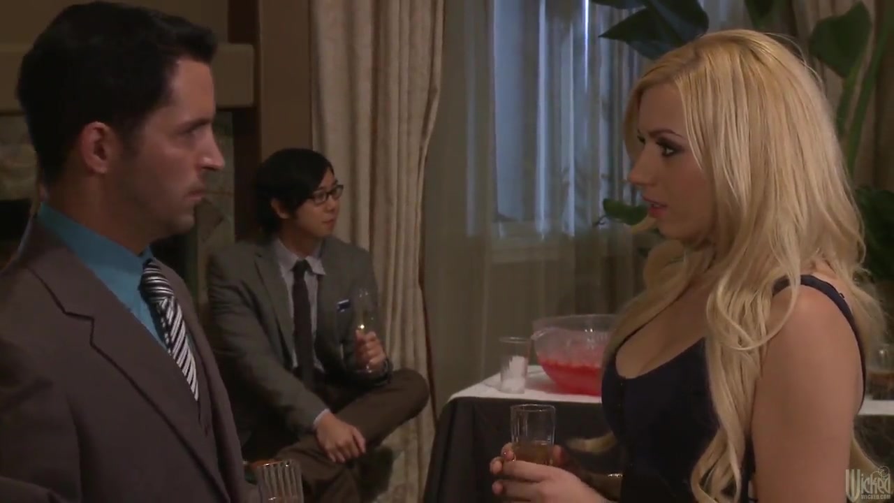 Loyal lesbian apprentice Mandy Armani does miracle