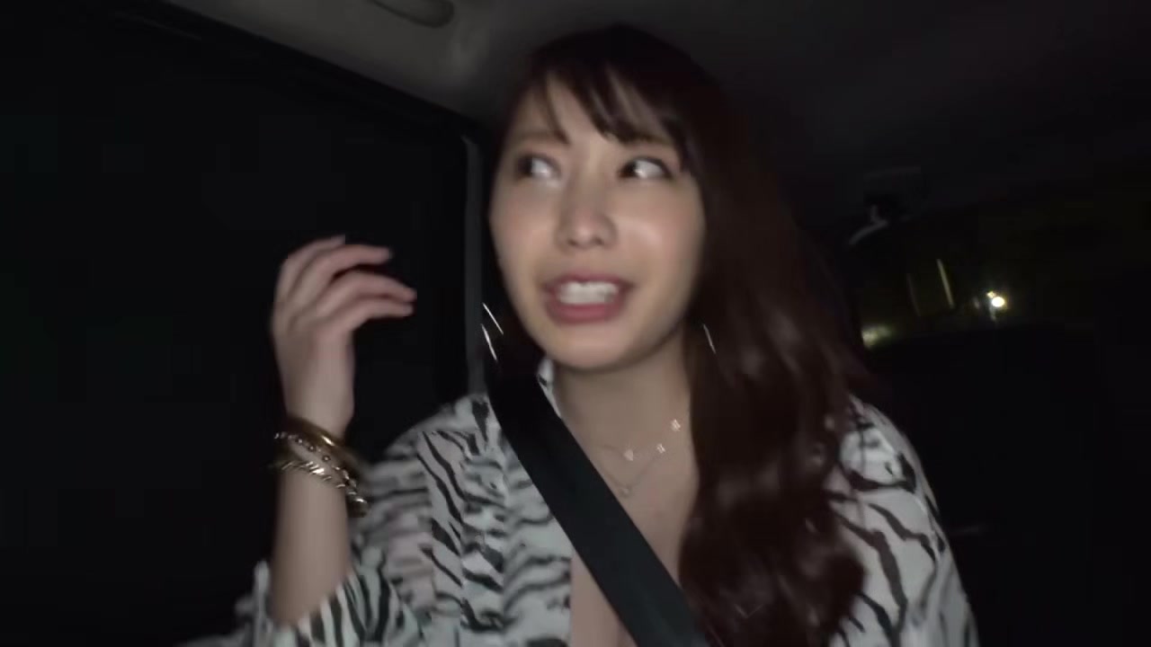 0005860_絶頂 巨乳 美脚などが含まれている