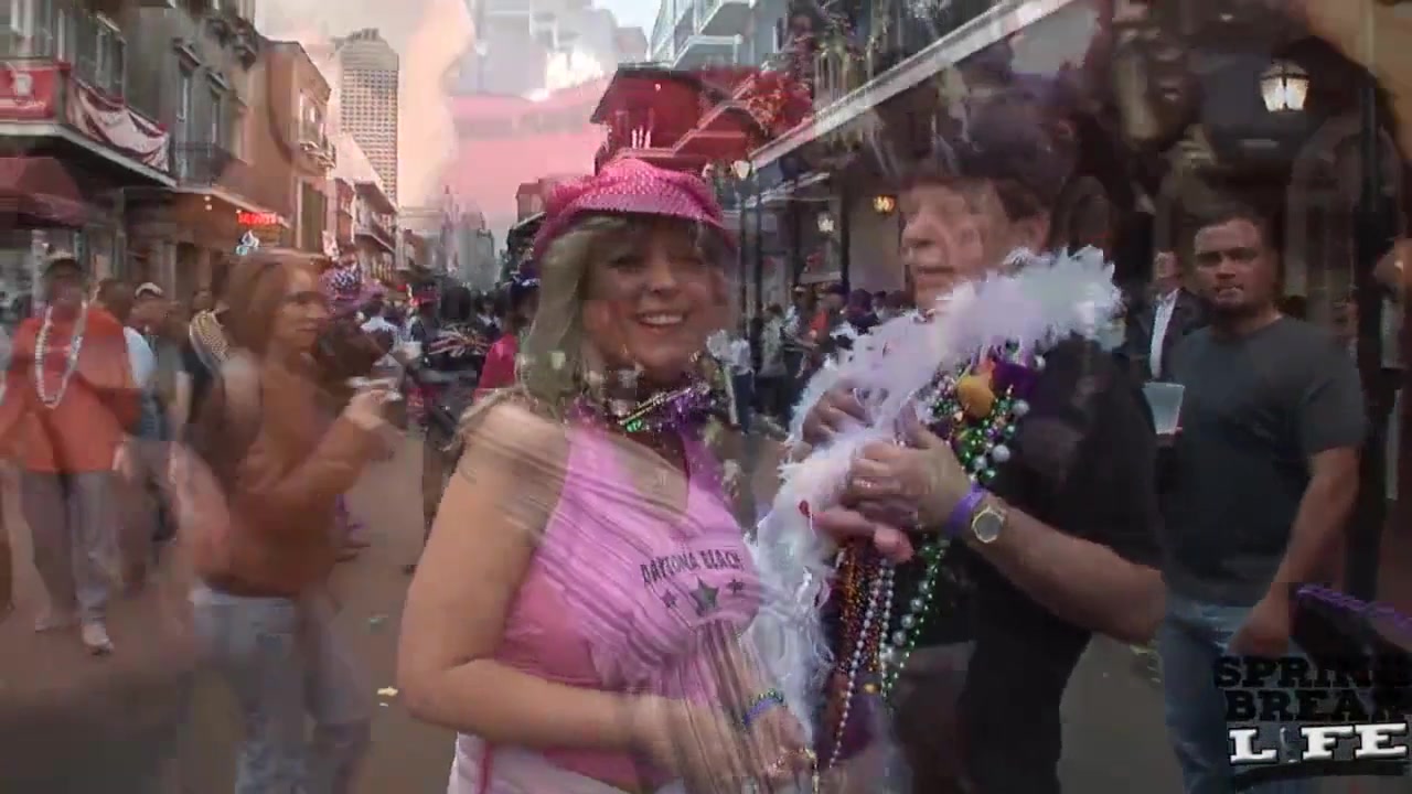 Mardi Gras Party Girls Flashing in Public - SpringbreakLife