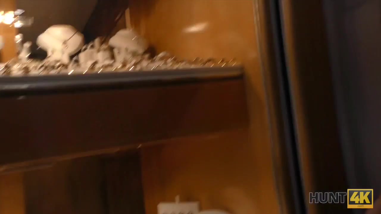 HUNT4K. Cuckolding bf who wants to get cash