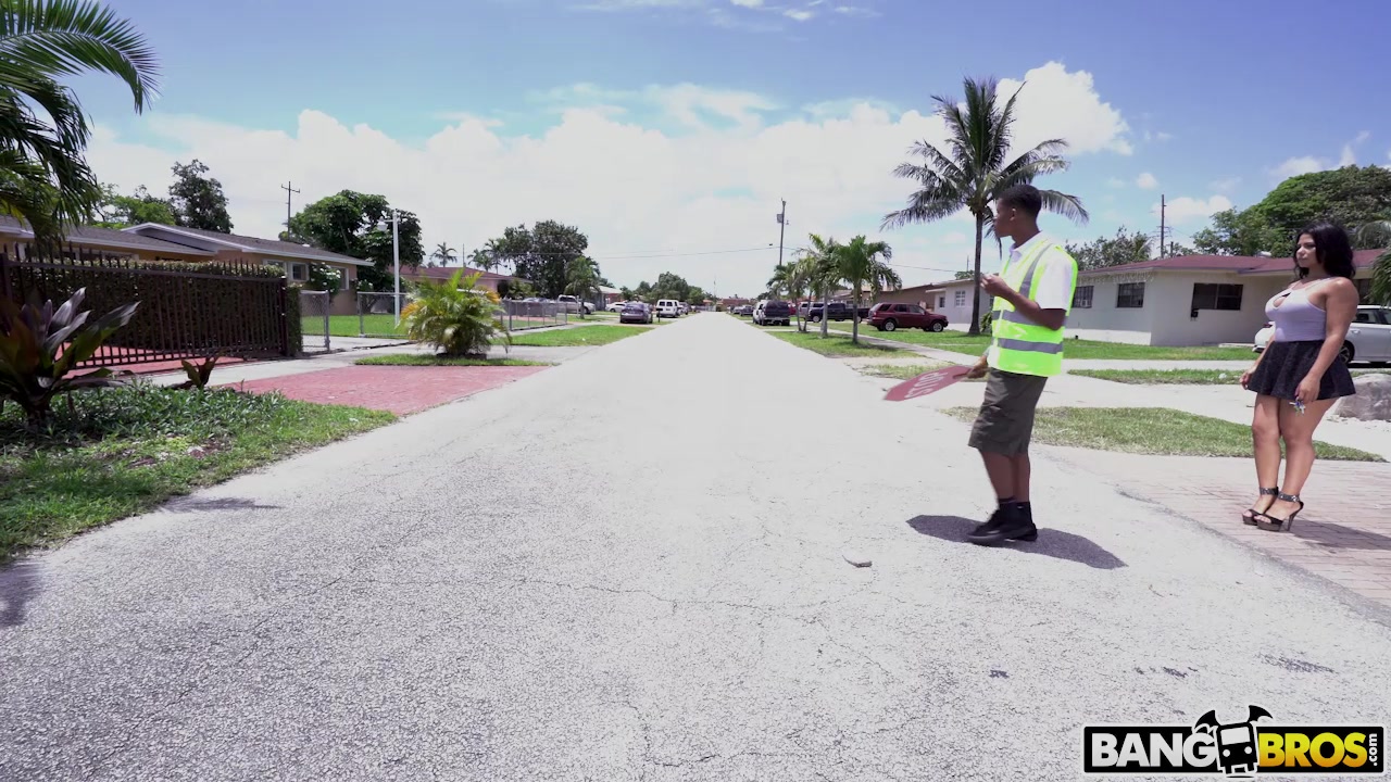 Crossing Guard Fucks a Big Butt - AssParade