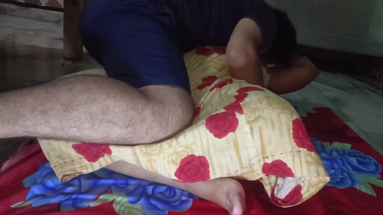 Ghar Me Soyi Jawan Bhabhi Gori Banake Choda