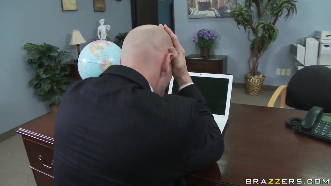 Kristal Summers and Johnny Sins hard fuck in chiefâ€™s office