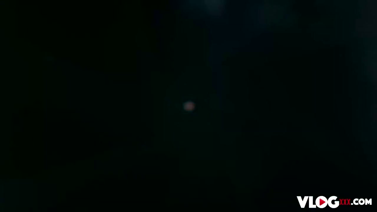 Pretty Gal Gets Steamy Hardcore Sex
