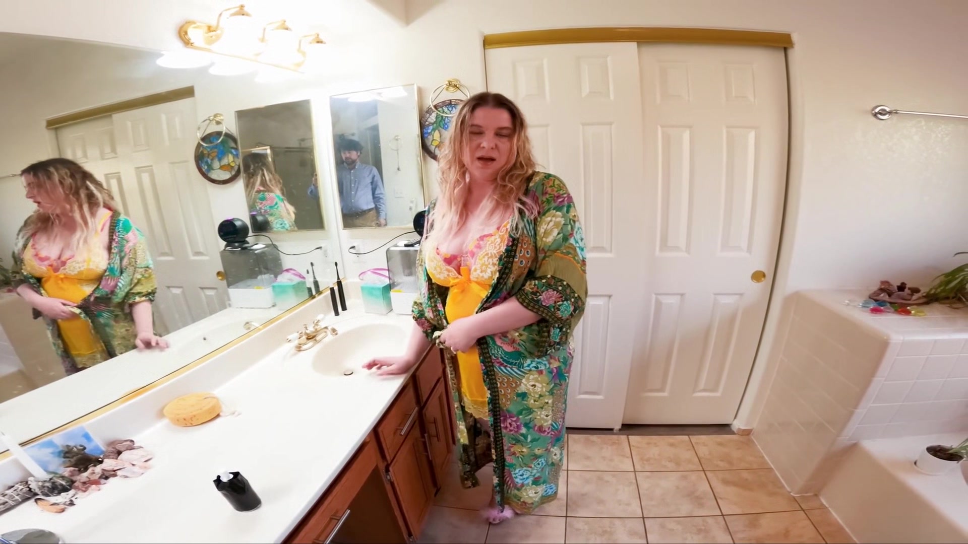 Hot Wife Fucks The Contractor For A Cheap Remodel