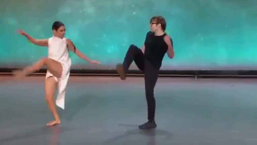 Vanessa Hudgens - ''So you Think you can Dance'' s14e01