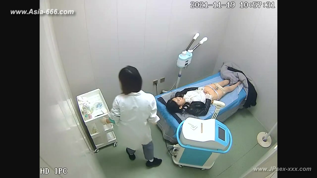 Peeping Hospital patient.21