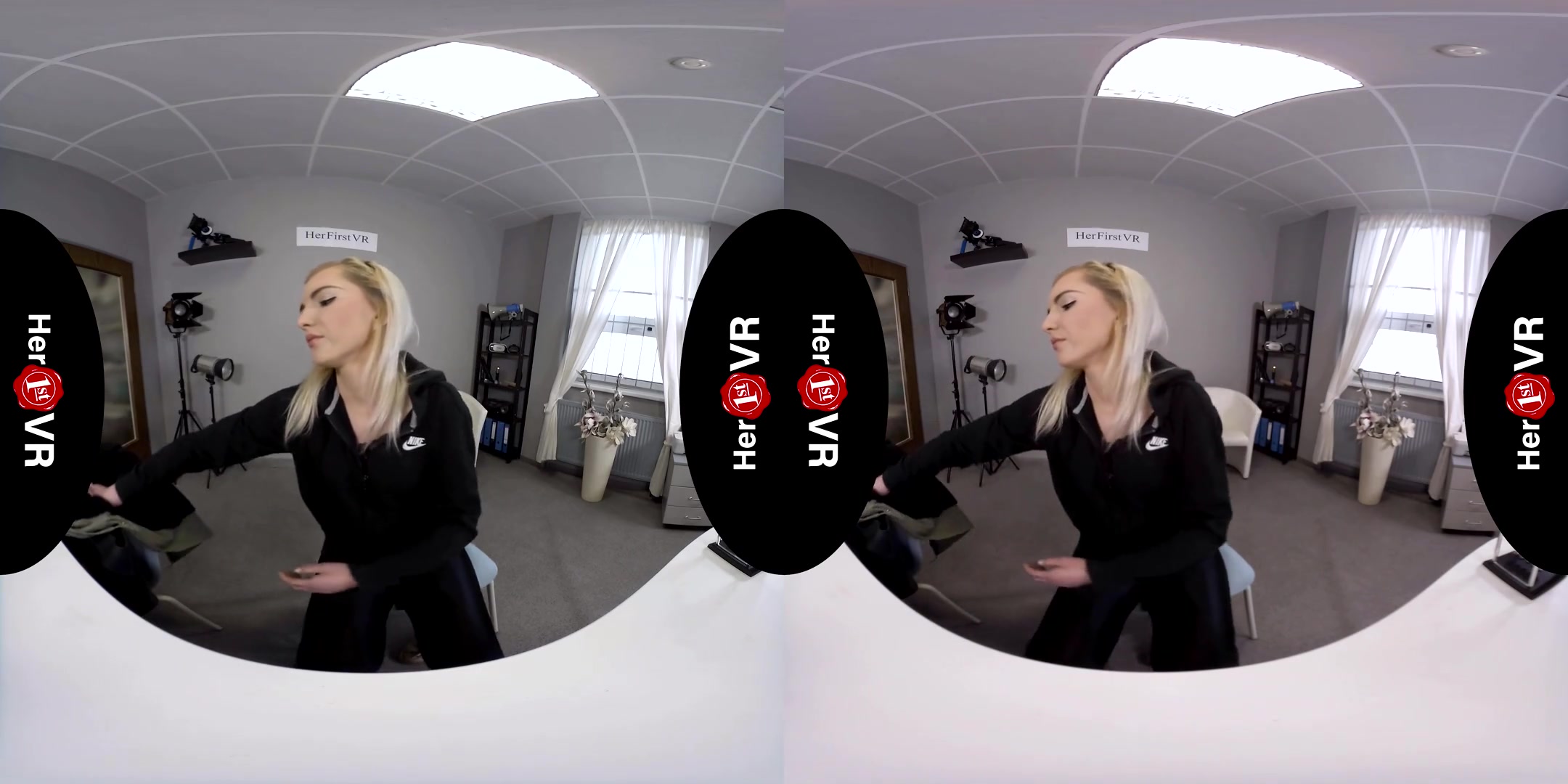 Tyna Gold - First VR Casting - SexLikeReal