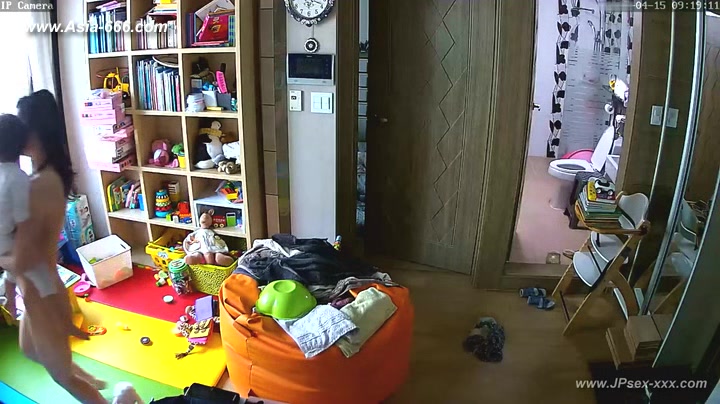 Hackers use the camera to remote monitoring of a lover's home life.454