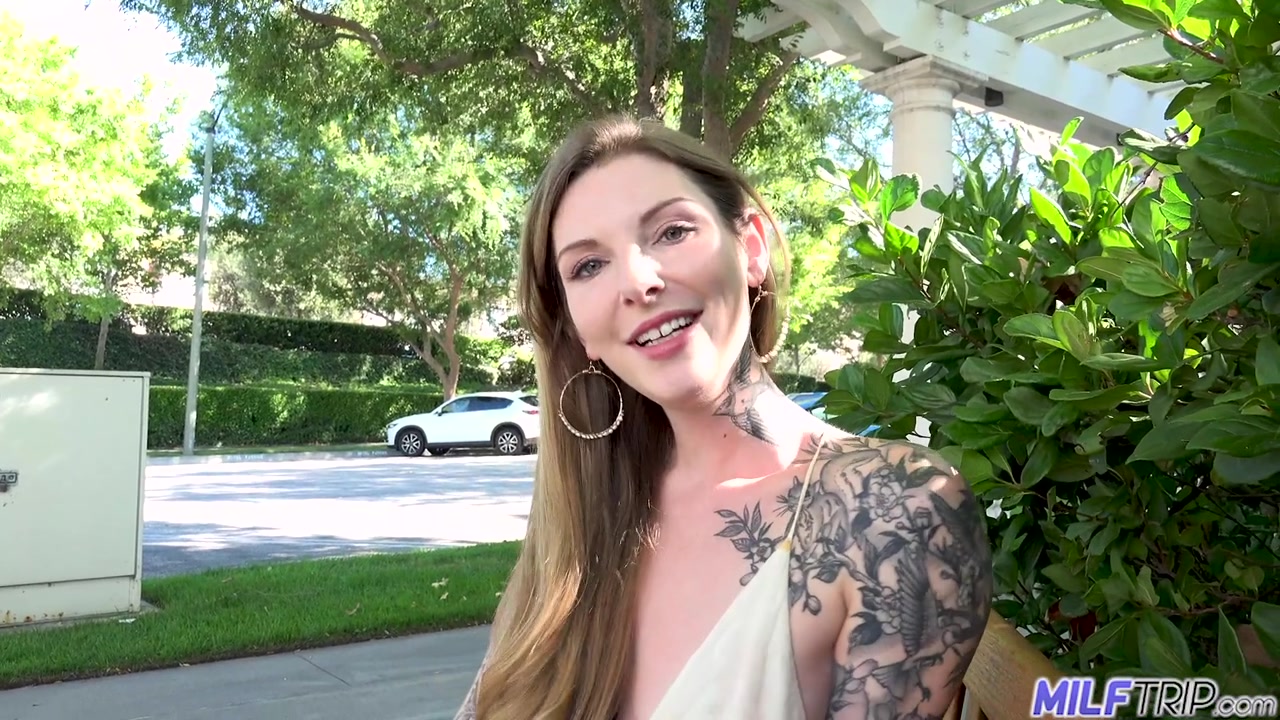 MILF POV Creampie - MilfTrip