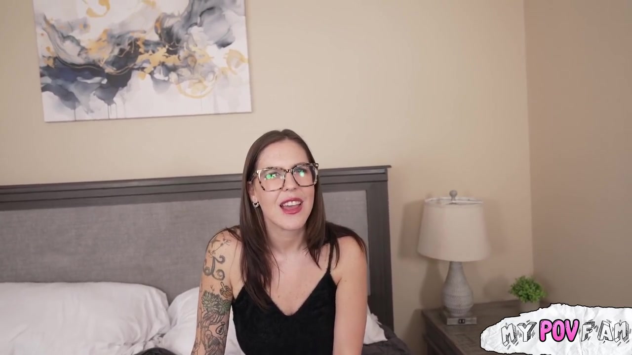 Stepmom Teaches Me About Real Sex - Nikki Zee And Peter King