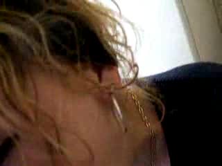 Good-looking slut has a sweet blowjob on amateur cam