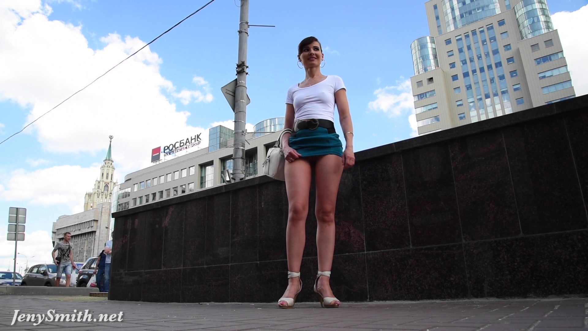 Jeny Smith - upskirt 2