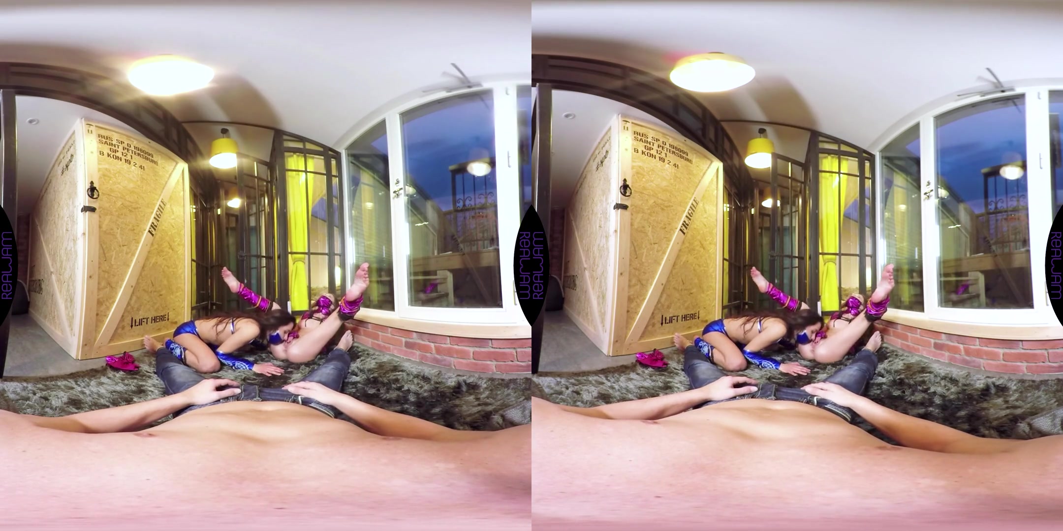 Kerry Cherry & Lita Phoenix in Mileena vs Kitana: The Hottest Fight - RealJamVR