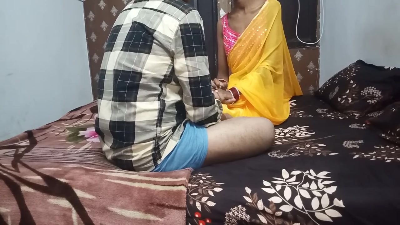 Saree Me Chudai New Boyfriend Ke Sath