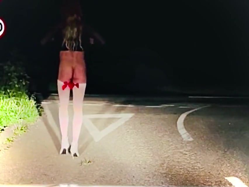 Sexy Sissy Flashing