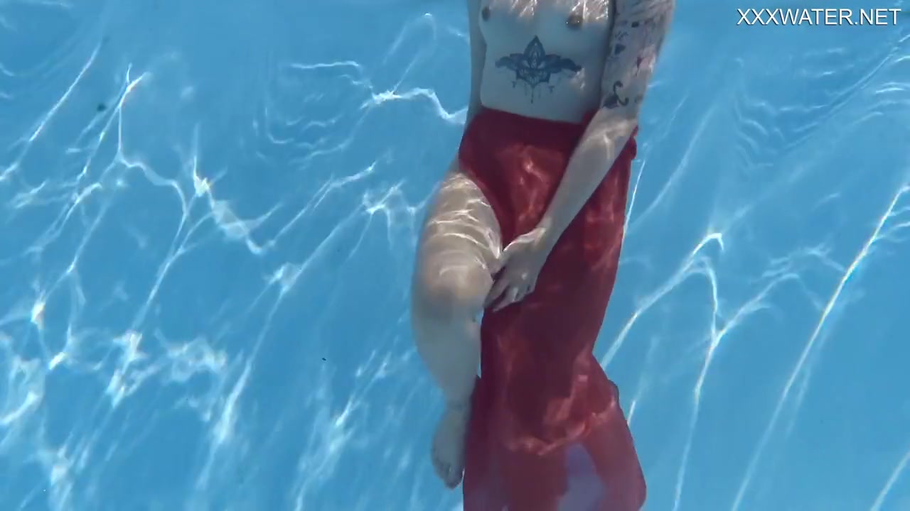 Mimi Cica - Swimming Pool Hot Erotics With Dressed Up