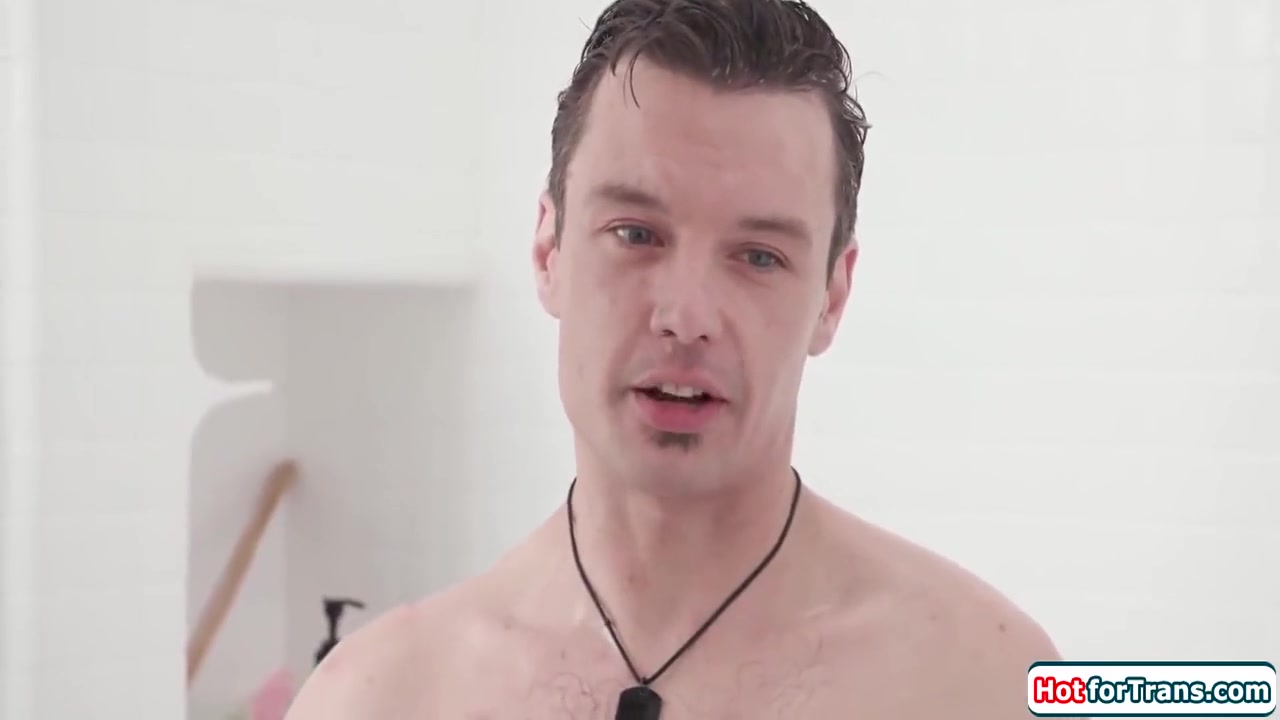 I Caught My Friends Big Tits Trans Stepsis Jerking Off On Me - Johnny Palms And Brittney Kade