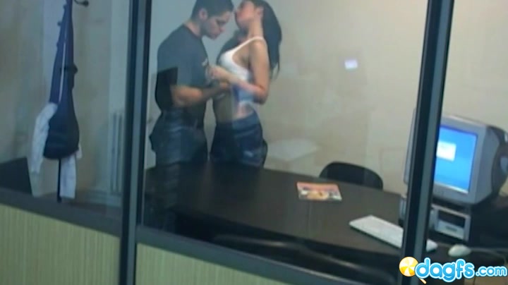 Office Fucking With Latin Busty Gf - RealLatinaExposed